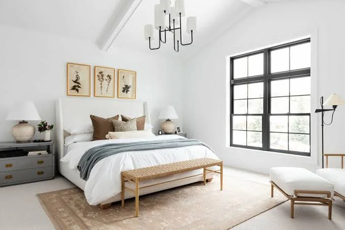 Serene Modern Guest Bedroom with Natural Light